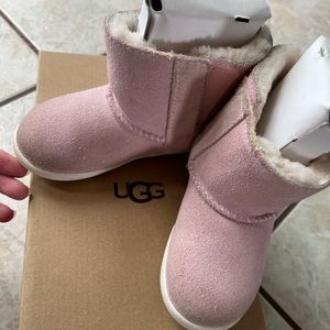 Little girls uggs